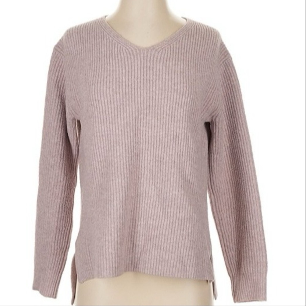 Uniqlo Smoky Pink Ribbed V-Neck Fluffy Sweater